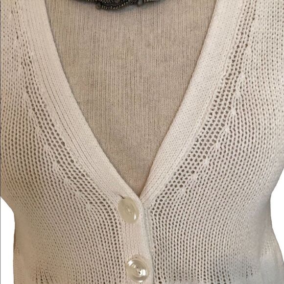 Tailored white cardigan.  IZOD    PM - Picture 3 of 6